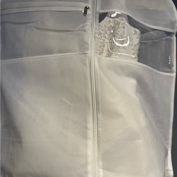 Vintage, White Sleeveless Wedding Gown with beaded bodice and full tulle skirt - Picture 13 of 13